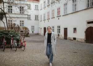 Finanzexpertin Wien, Anna Rennhofer